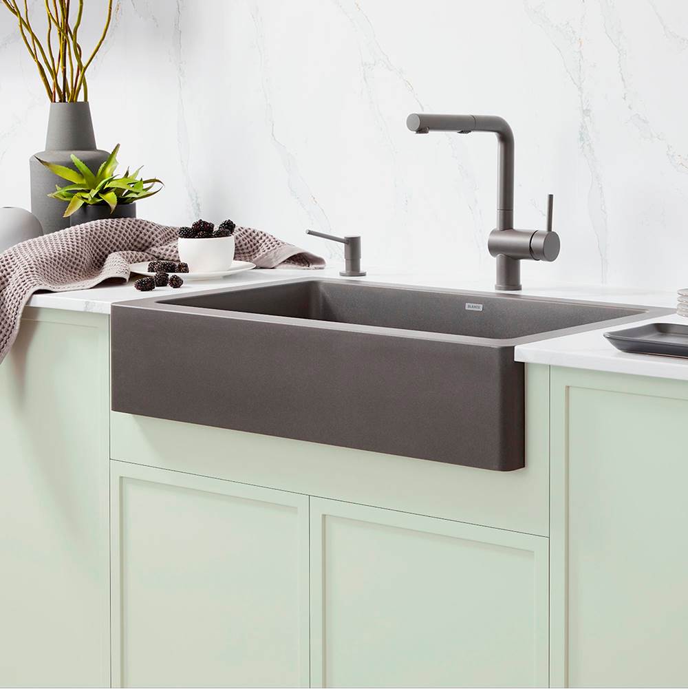 Linus Low Arc Pull-Out Dual-Spray Kitchen Faucet - Volcano Gray