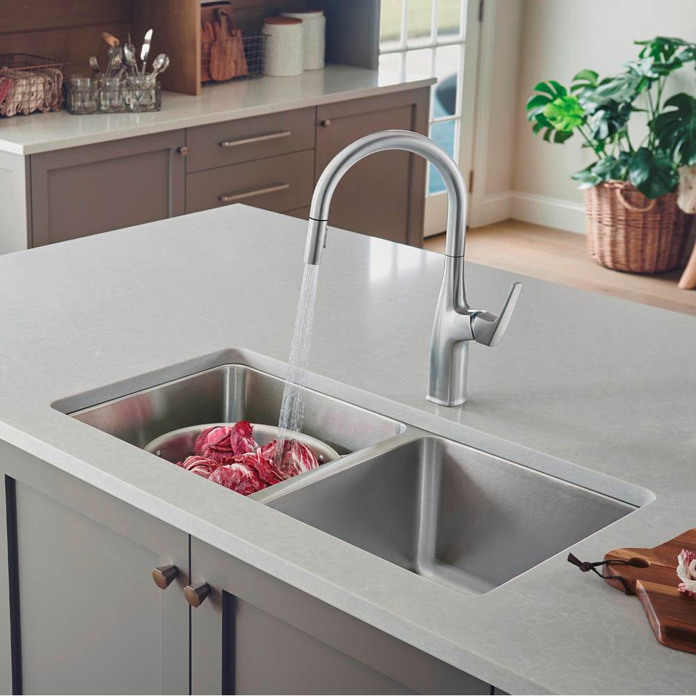 Formera 33'' 50/50 Double Bowl Undermount Stainless Steel Kitchen Sink
