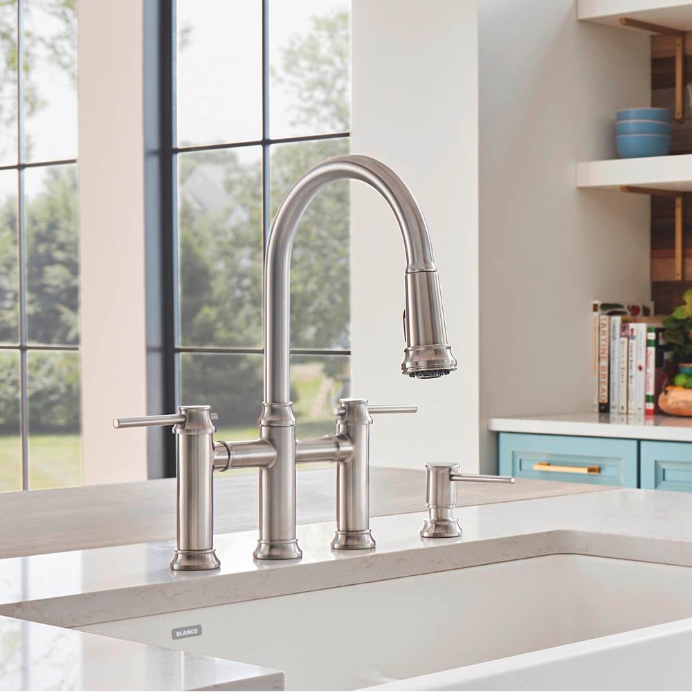 Empressa Pull-Down Dual-Spray Bridge Faucet - Chrome