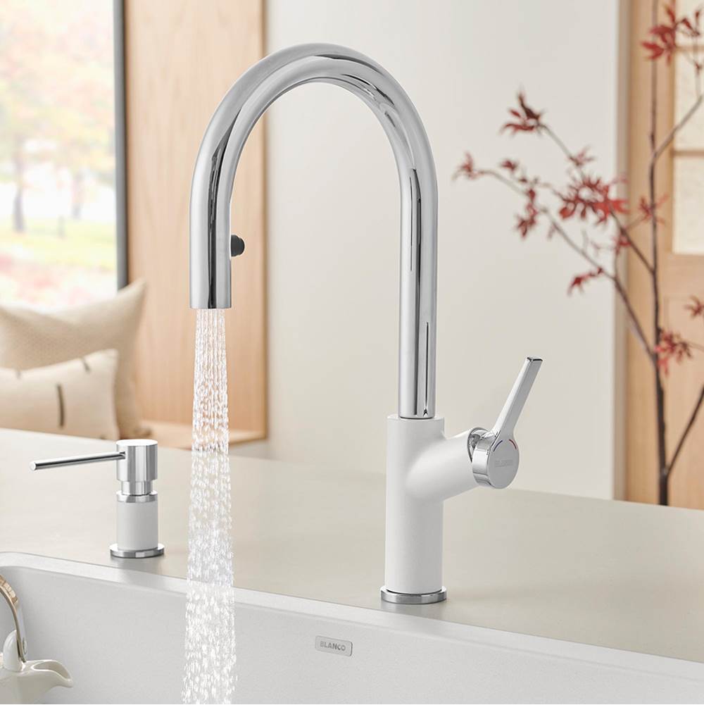 Urbena Pull-Down Dual-Spray Kitchen Faucet - Chrome
