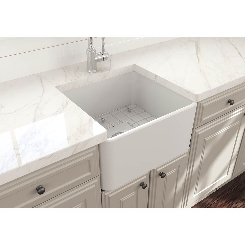Classico Farmhouse Apron Front Fireclay 20 in. Single Bowl Kitchen Sink with Protective Bottom Grid and Strainer in White
