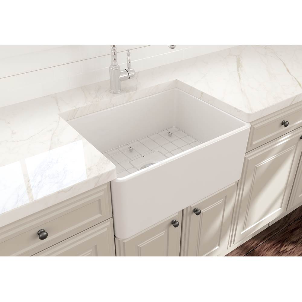Classico Farmhouse Apron Front Fireclay 24 in. Single Bowl Kitchen Sink with Protective Bottom Grid and Strainer in White