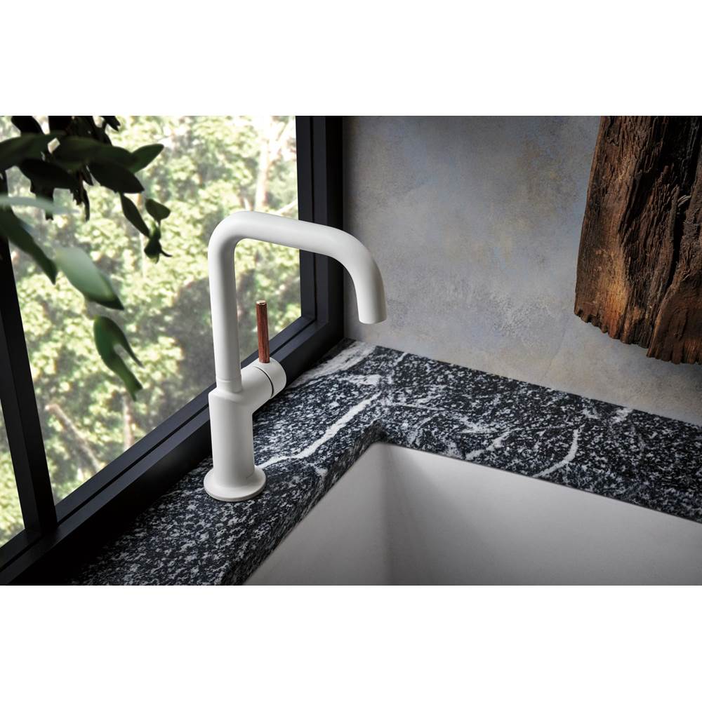 Odin Bar Faucet with Square Spout - Less Handle