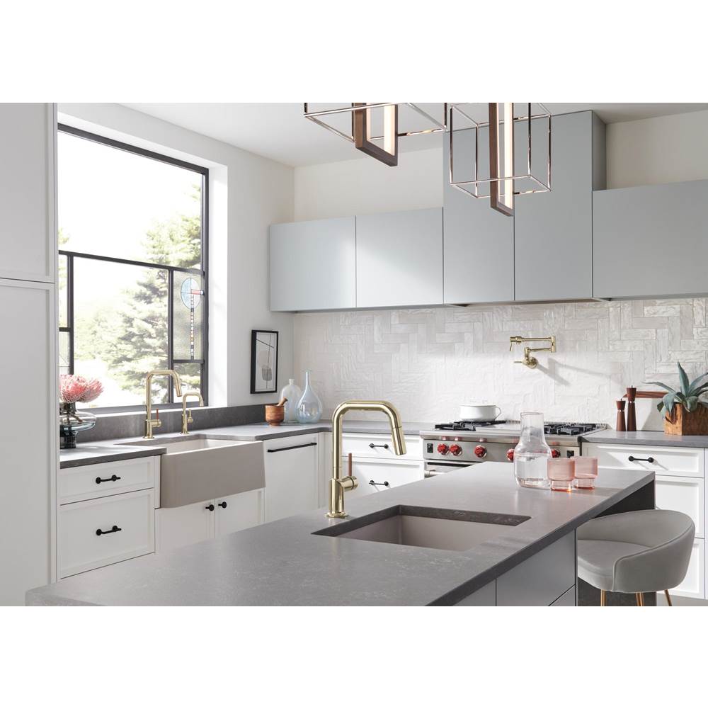 Solna Beverage Faucet with Square Spout