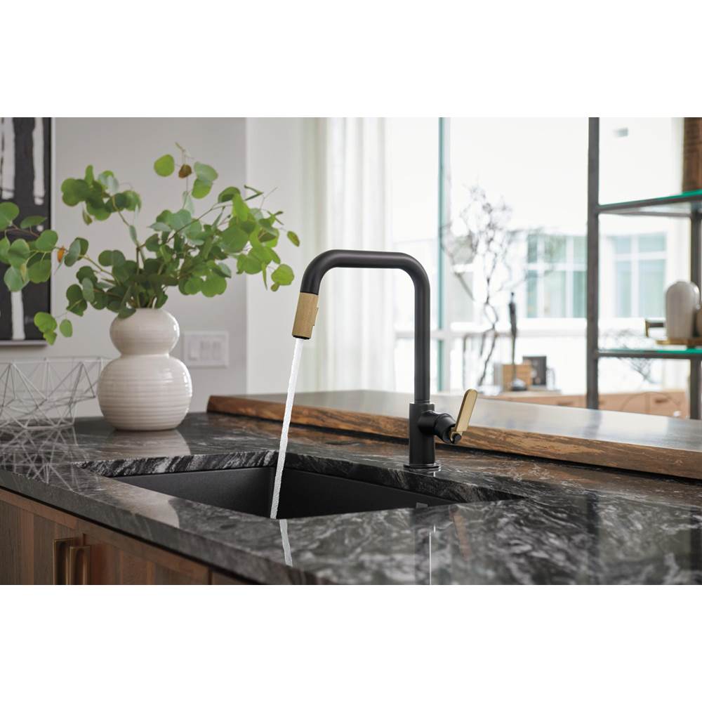 Litze Pull-Down Faucet with Square Spout and Industrial Handle