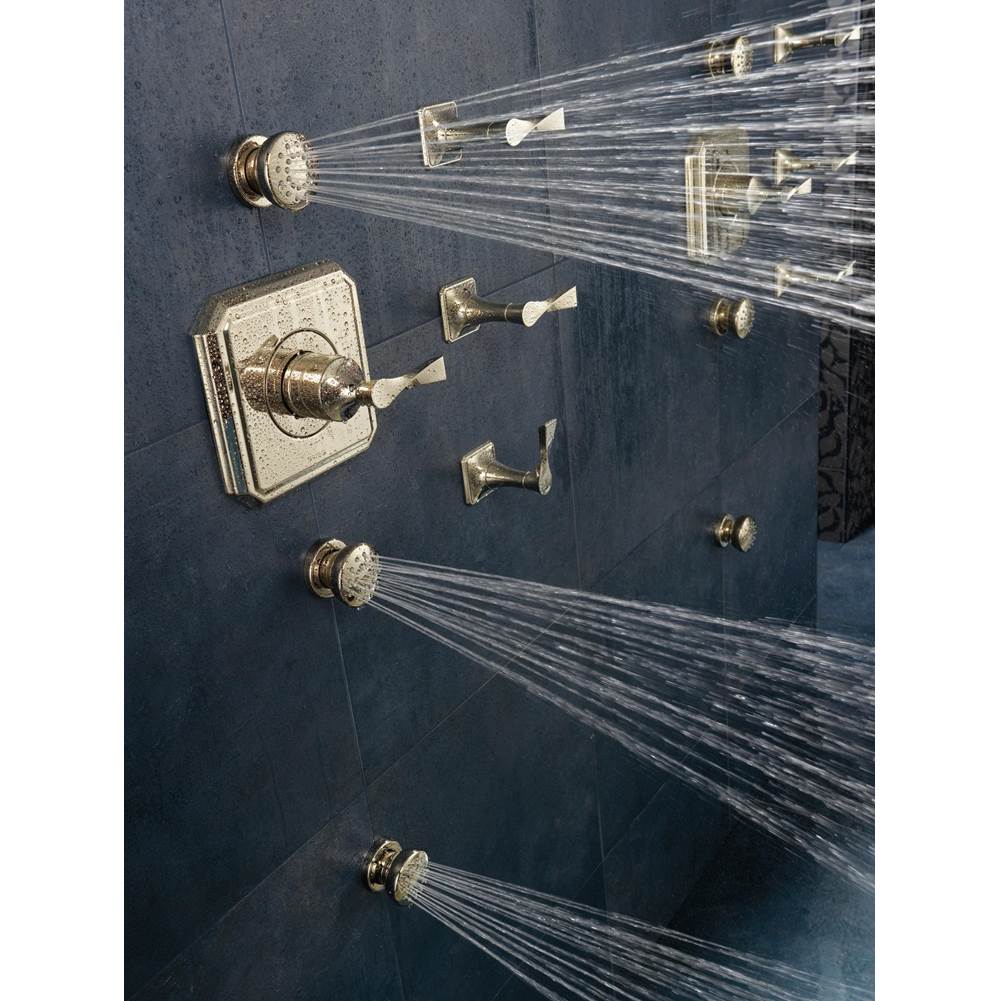 Universal Showering Touch-Clean Round Body Spray