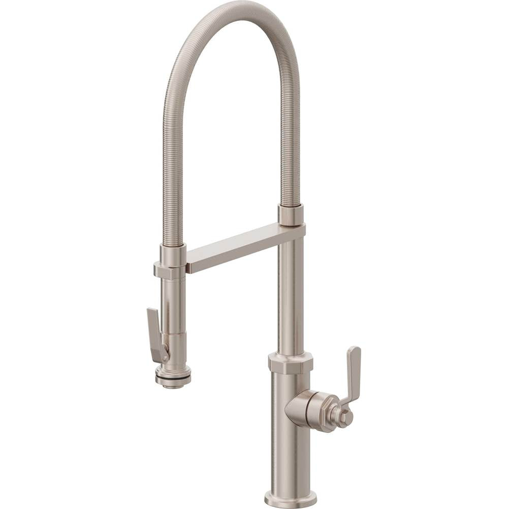 California Faucets - Culinary Pull-Out Kitchen Faucet with Squeeze Sprayer - Gloss White