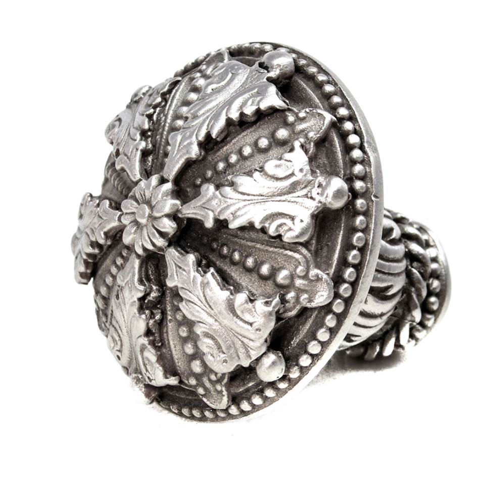 Acanthus Large Knob Renaissance Style With Feather Scroll Foot