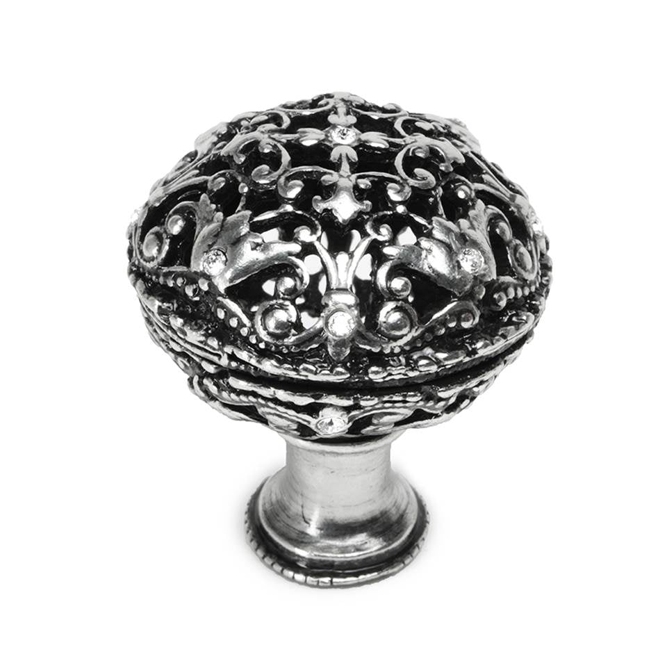 Juliane Grace Large Knob Full Round