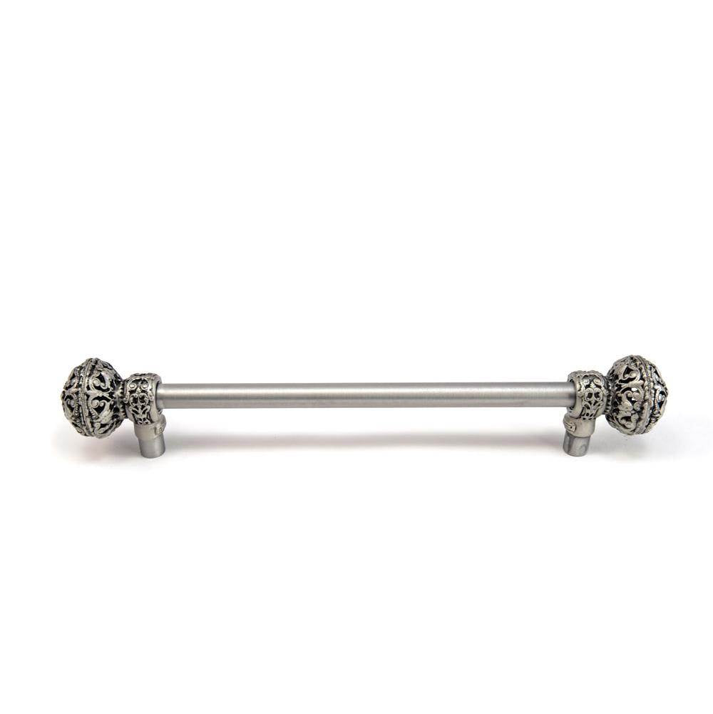 Carpe Diem Hardware - Juliane Grace 9'' O.C. Approx w/ 1/2'' Smooth Center Long Pull Large Finial - Chalice