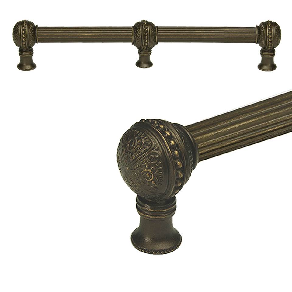 Carpe Diem Hardware - Millennium 18'' O.C. Approx W/ 5/8'' Reeded Center Long Pull W/ Center Brace - Antique Brass