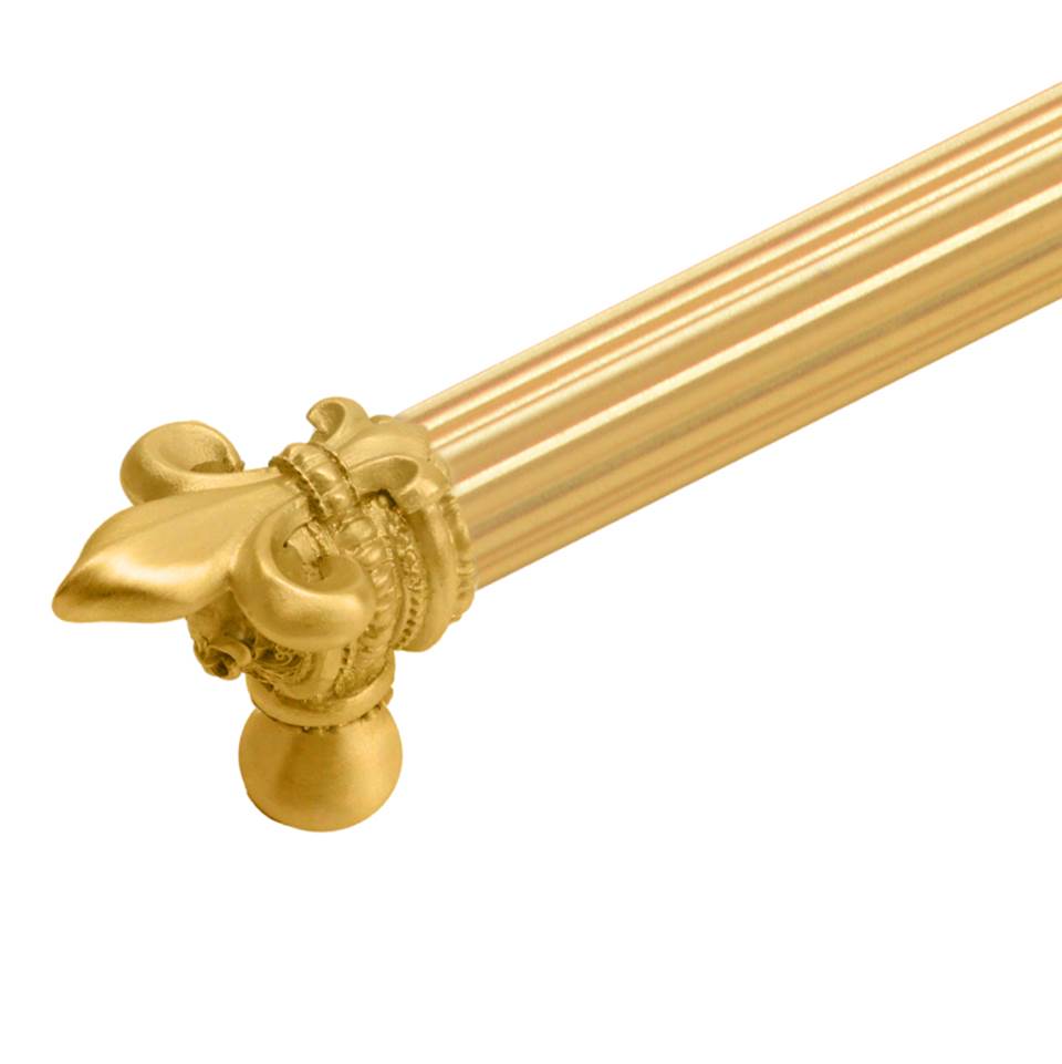 Charlemagne 6'' O.C. Approx w/ 5/8'' Reeded Center Long Pull w/ Large Fleur De Lys