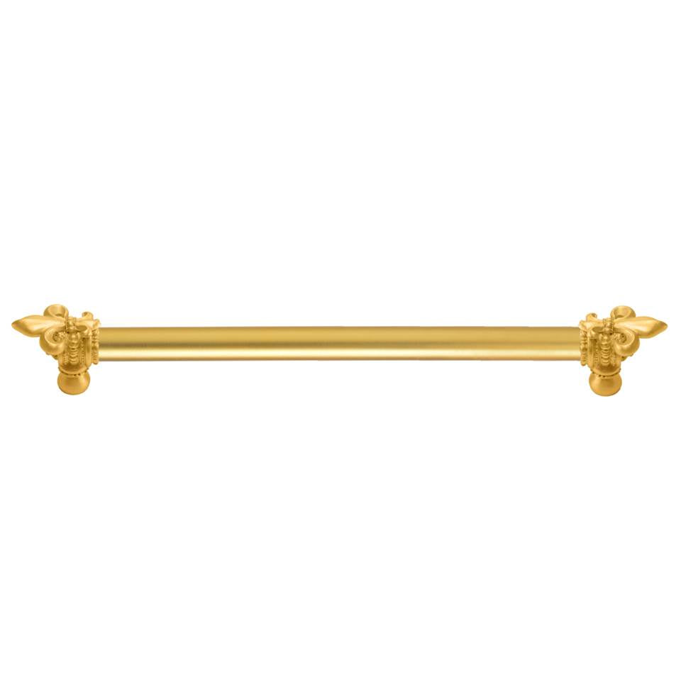 Carpe Diem Hardware - Charlemagne 18'' O.C. (Approximately) With 5/8'' Smooth Center Long Pull With Large Fleur De Lys - Gilded Mercury
