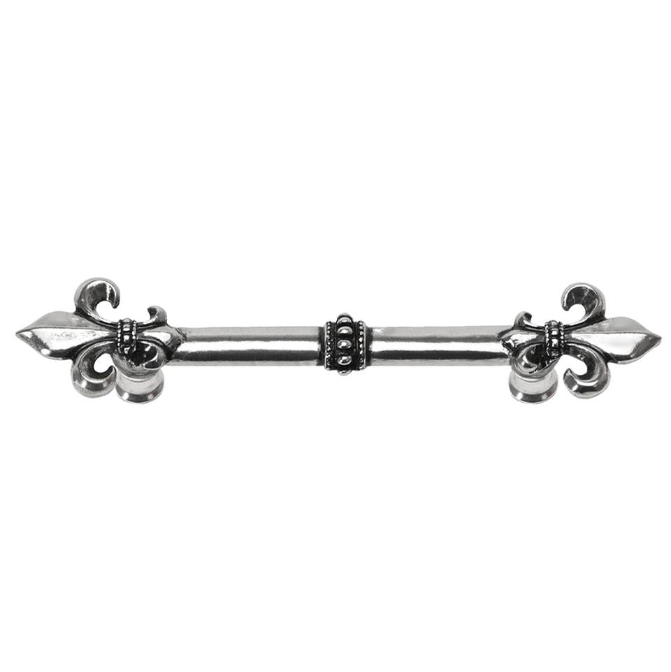 Charlemagne 4'' O.C. Pull w/ Large Fleur De Lys