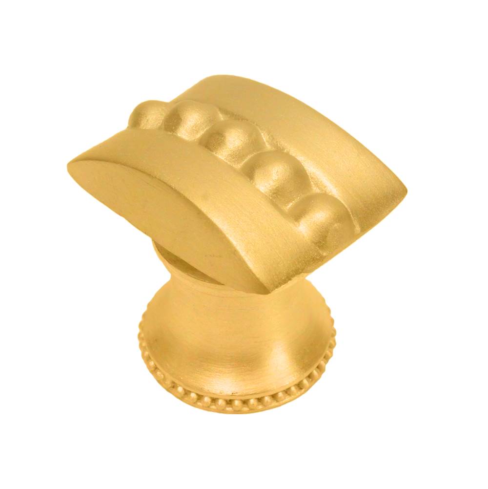 Beaded Center Rectangle Knob With Flared Foot