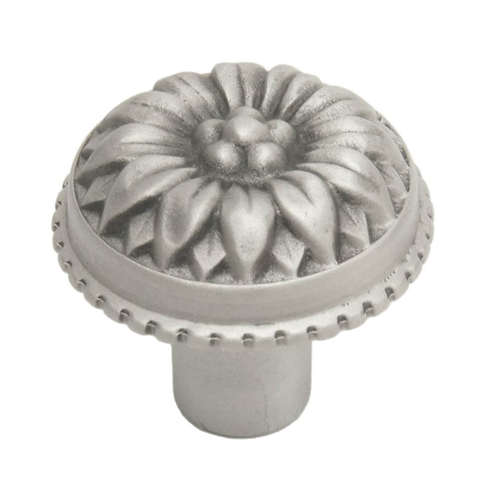 Carpe Diem Hardware - Acanthus Large Knob Rosette Style - Soft Gold