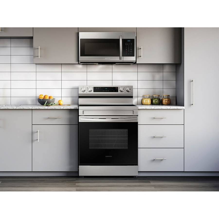 Electric Freestanding with 4 Element Cooktop and Steam Clean, 6.3 cu-ft