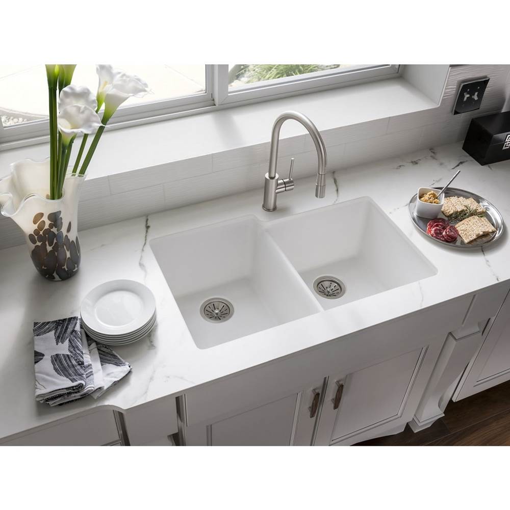 Quartz Classic 33'' x 20-1/2'' x 9-1/2'' Double Bowl Undermount Sink, Black