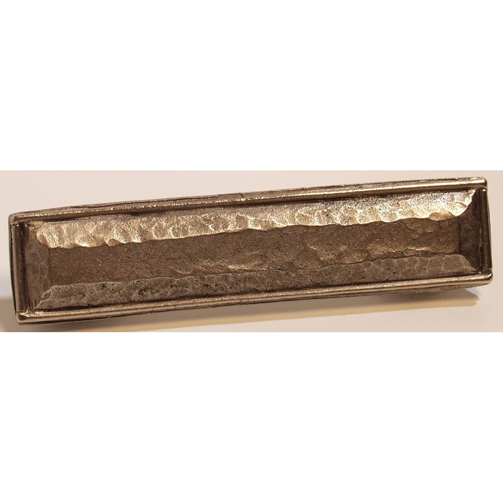 Emenee - Hammered Handle 4''x7/8''