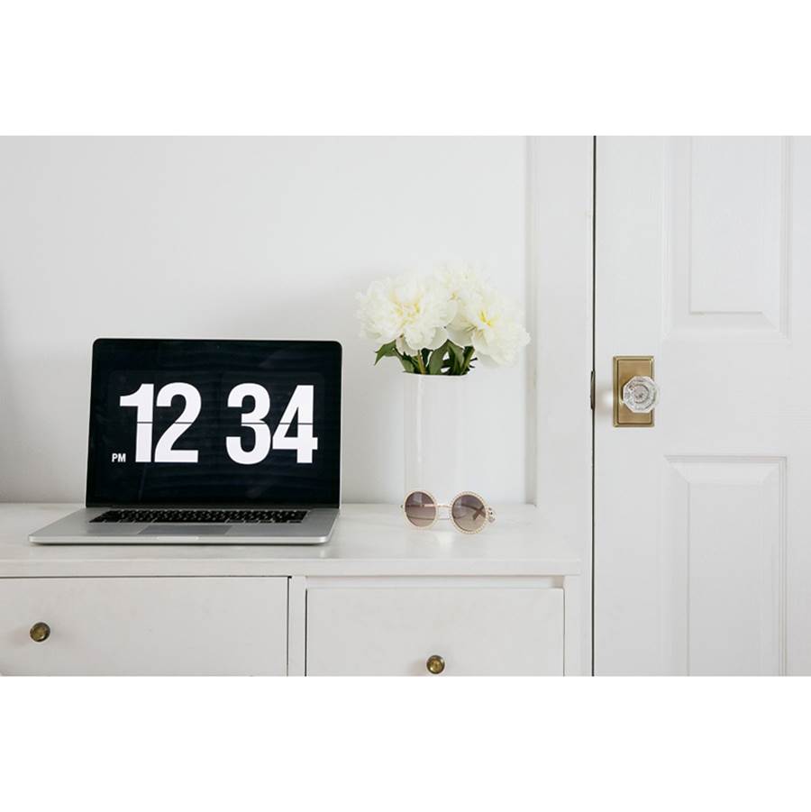 Concealed, Privacy, Quincy Rosette, Old Town Clear Knob, US10B