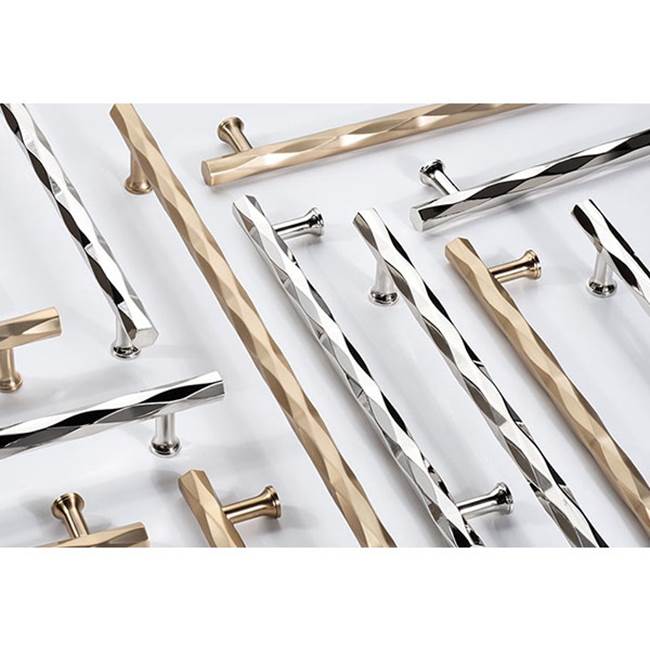 Tribeca Appliance Pull, 18'', US10B