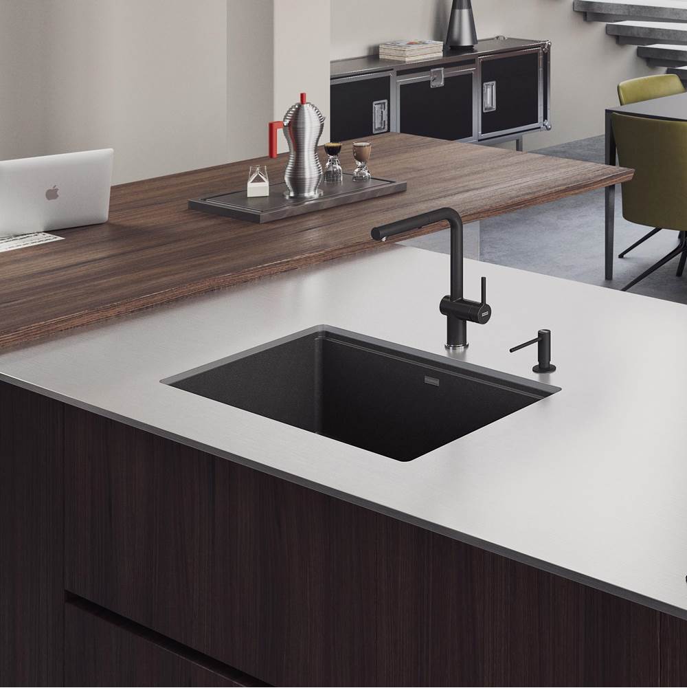 Maris Undermount 33-in x 22-in Granite Single Bowl Kitchen Sink in Champagne