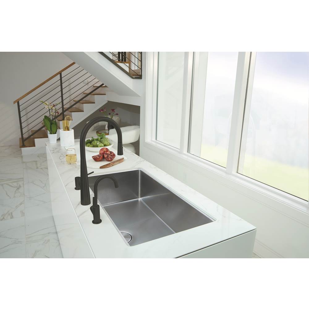 Steel 17.5-inch Single Handle Pull-Down Kitchen Faucet in Industrial Black, STL-PD-IBK