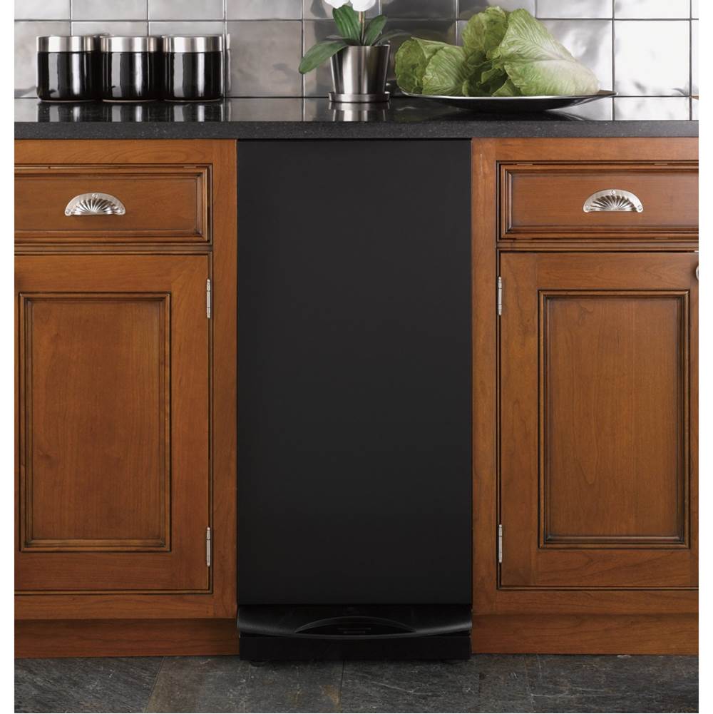 Universal 15'' Built-In Compactor