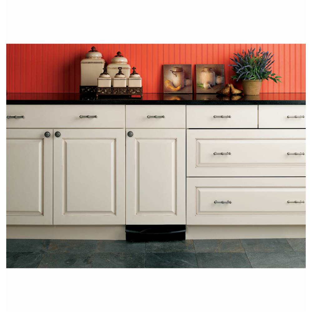 Universal 15'' Built-In Compactor