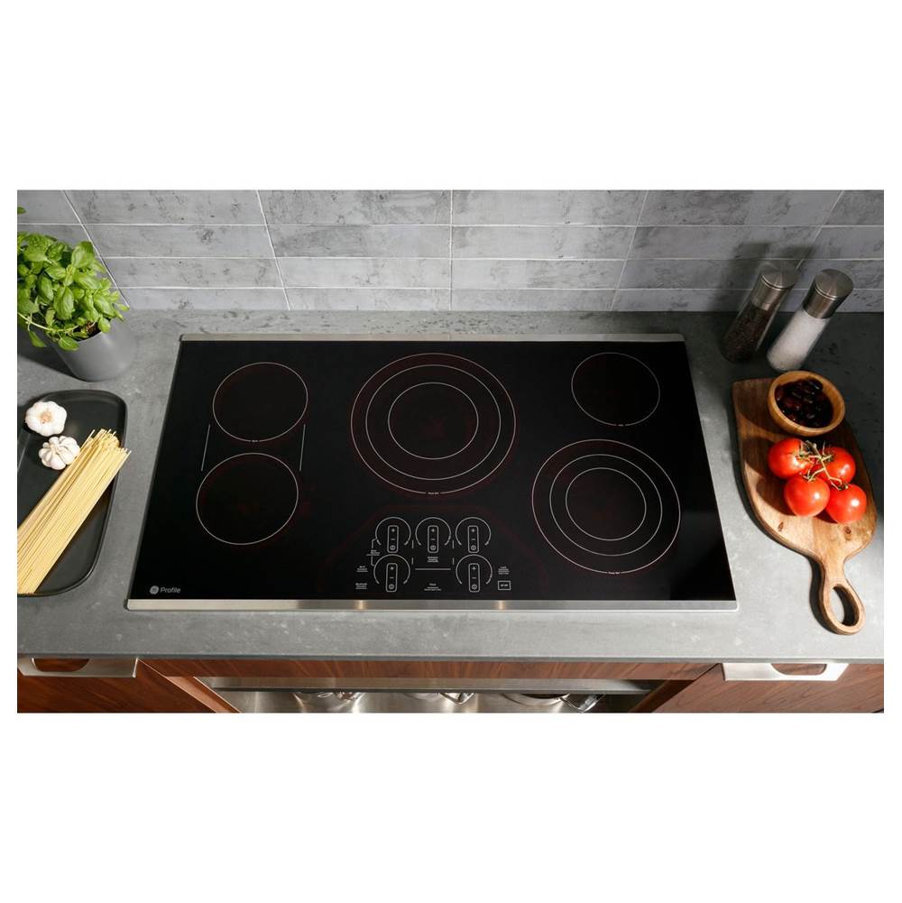 30'' WidthRadiant Cktp4 BurnersTch Cntrl1x 9''/6'' Dual PowerBoil ElementKitchen TimerADA Compliant