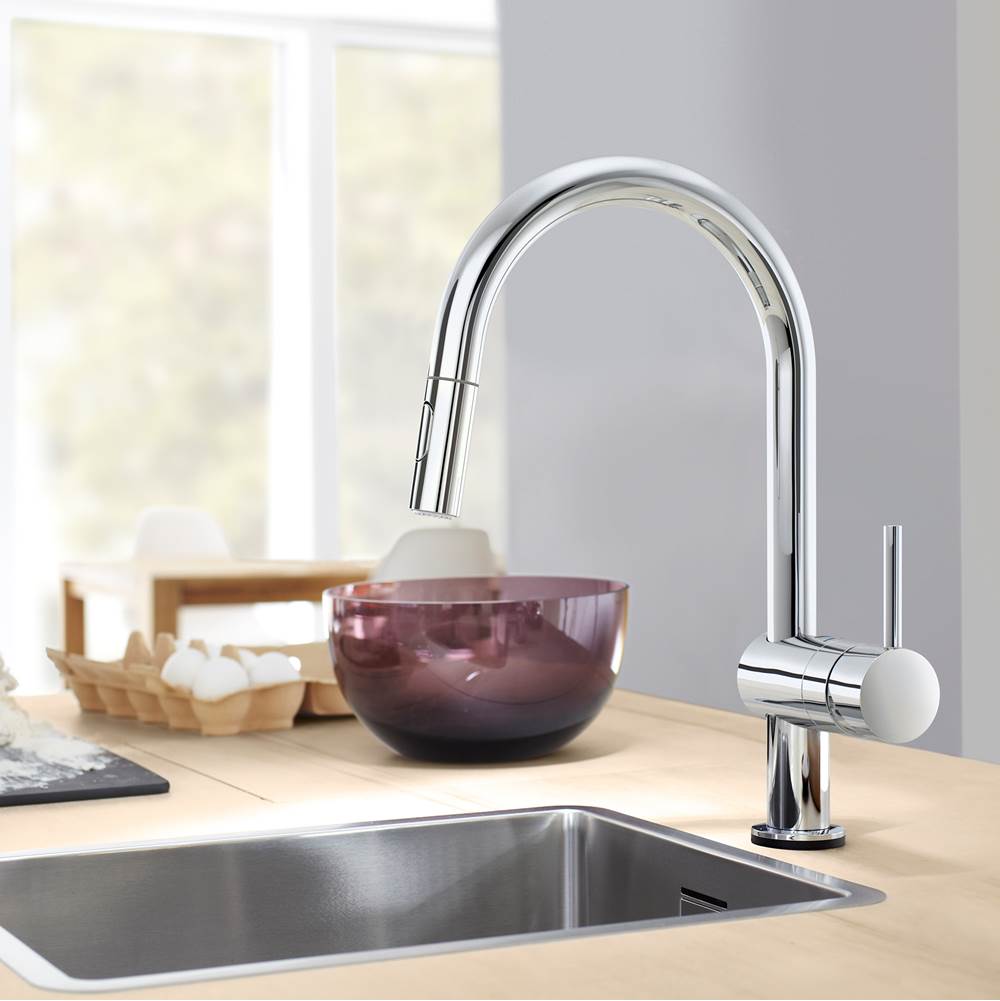 Minta Single-Handle Pull-Down Kitchen Faucet Dual Spray 1.75 GPM