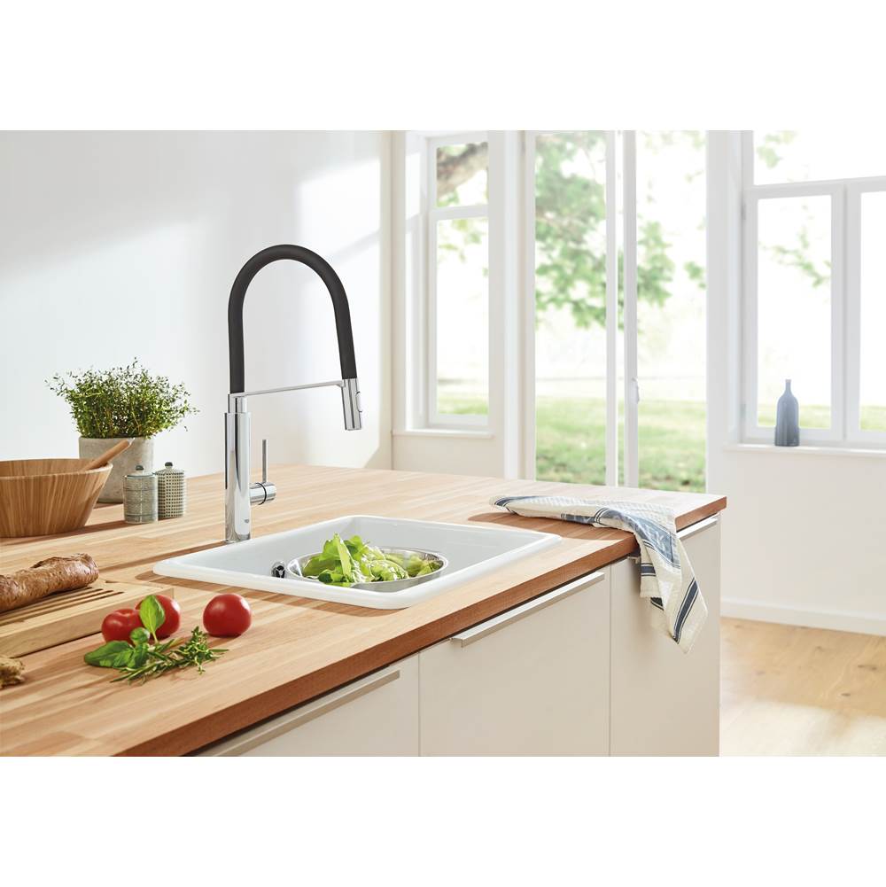 Single-Handle Semi-Pro Dual Spray Kitchen Faucet 1.75 GPM