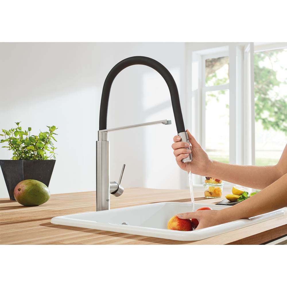 Single-Handle Semi-Pro Dual Spray Kitchen Faucet 1.75 GPM