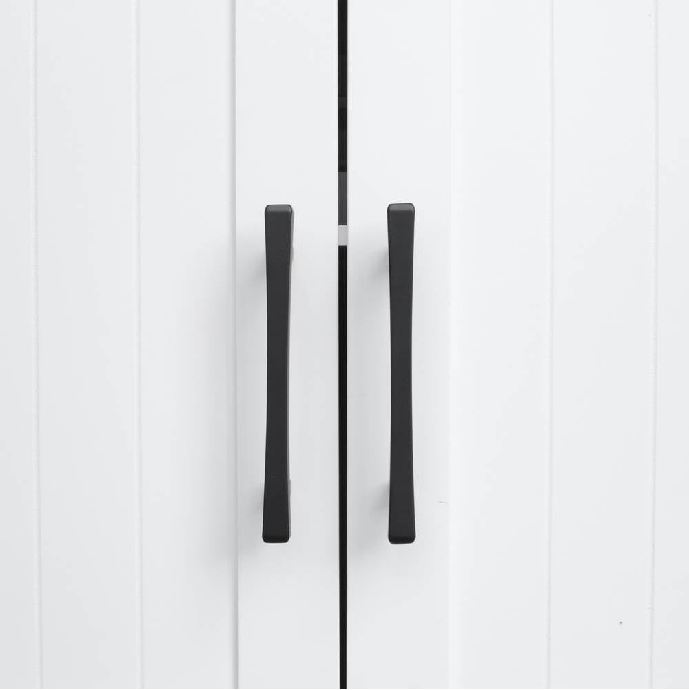Diamond 4 in (101.6 mm) Center to Center Matte Black Cabinet Pull