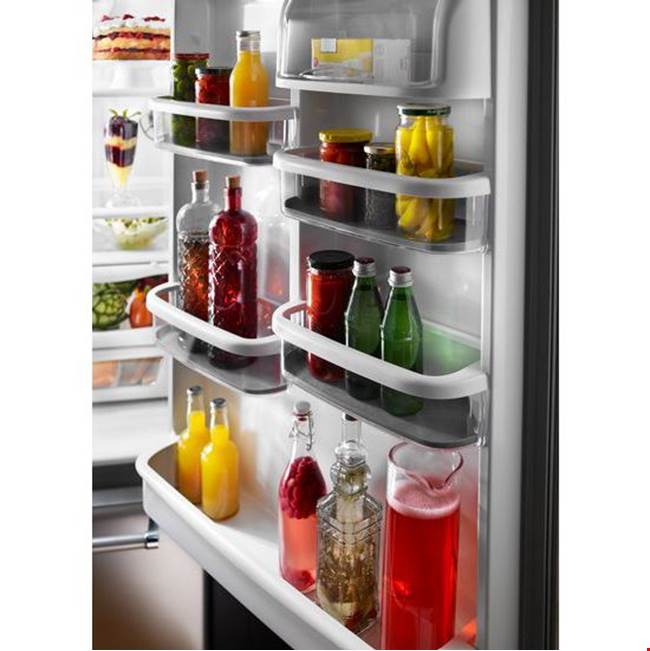22 cu.ft. Standard-Depth Bottom-Freezer Refrigerator