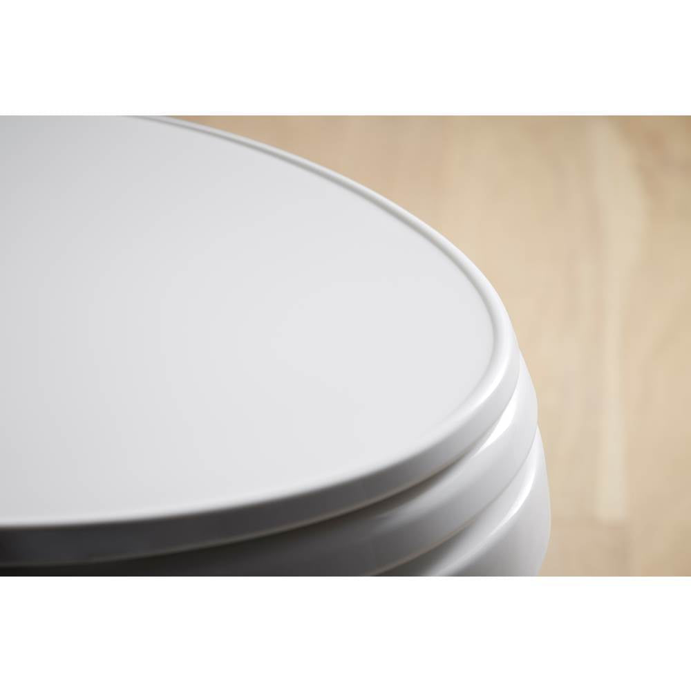 Border ReadyLatch Quiet-CloseE round-front toilet seat with antimicrobial agent