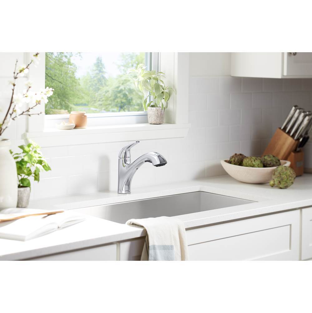 Jolt Pull-out kitchen sink faucet with two-function sprayhead