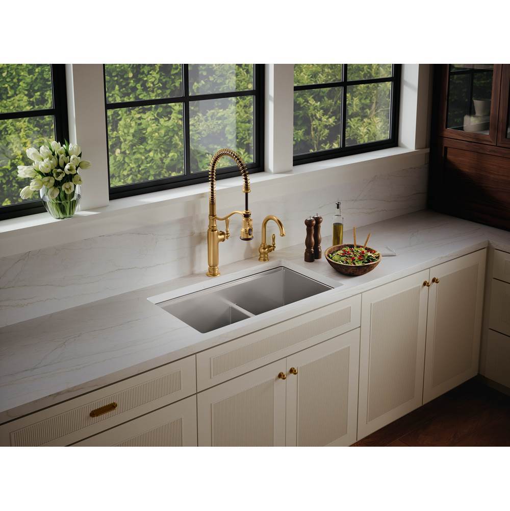 Strive 32'' undermount double-bowl workstation kitchen sink