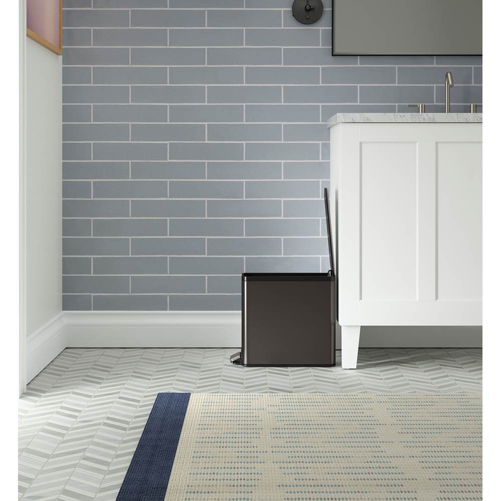 2.5-gallon slim step trash can
