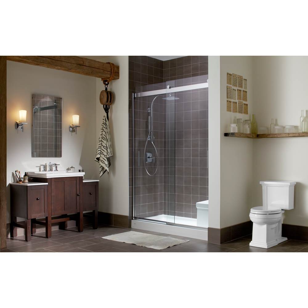 Contemporary Square 8'' single-function rainhead, 1.75 gpm