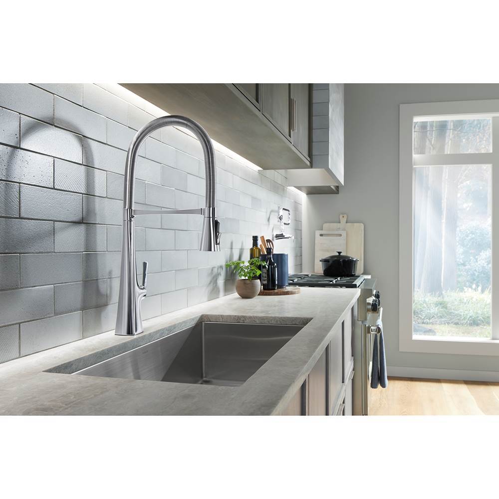 Graze Semi-professional kitchen sink faucet with three-function sprayhead