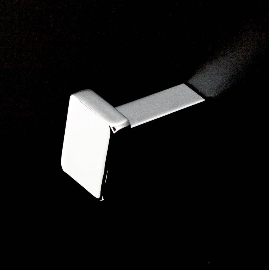 Lacava - Wall-mount single robe hook made of chrome plated brass. W: 1 /4'', D: 2/8'', H: 1 5/8''. - Polished Nickel