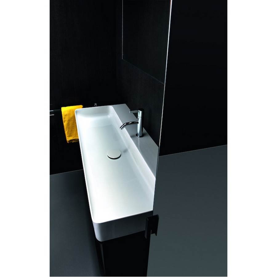 Washbasin, wall mounted