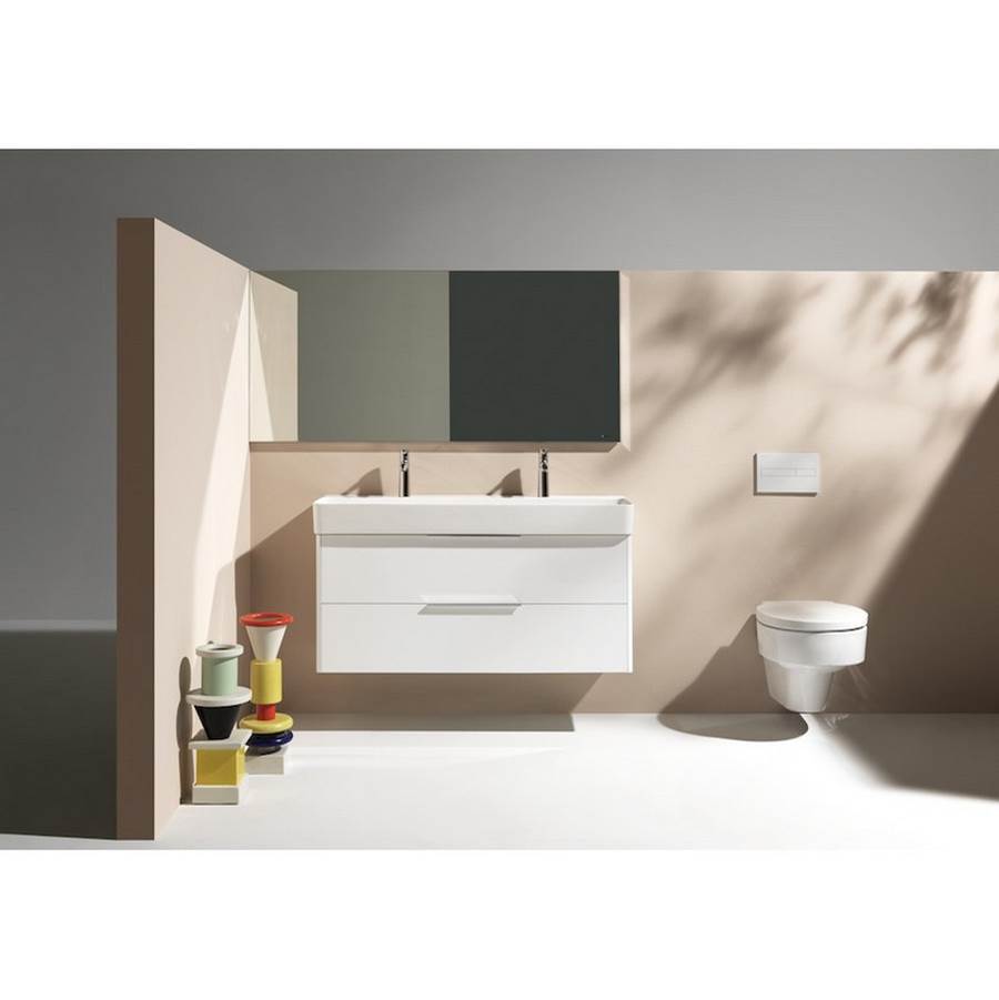 Washbasin, wall mounted