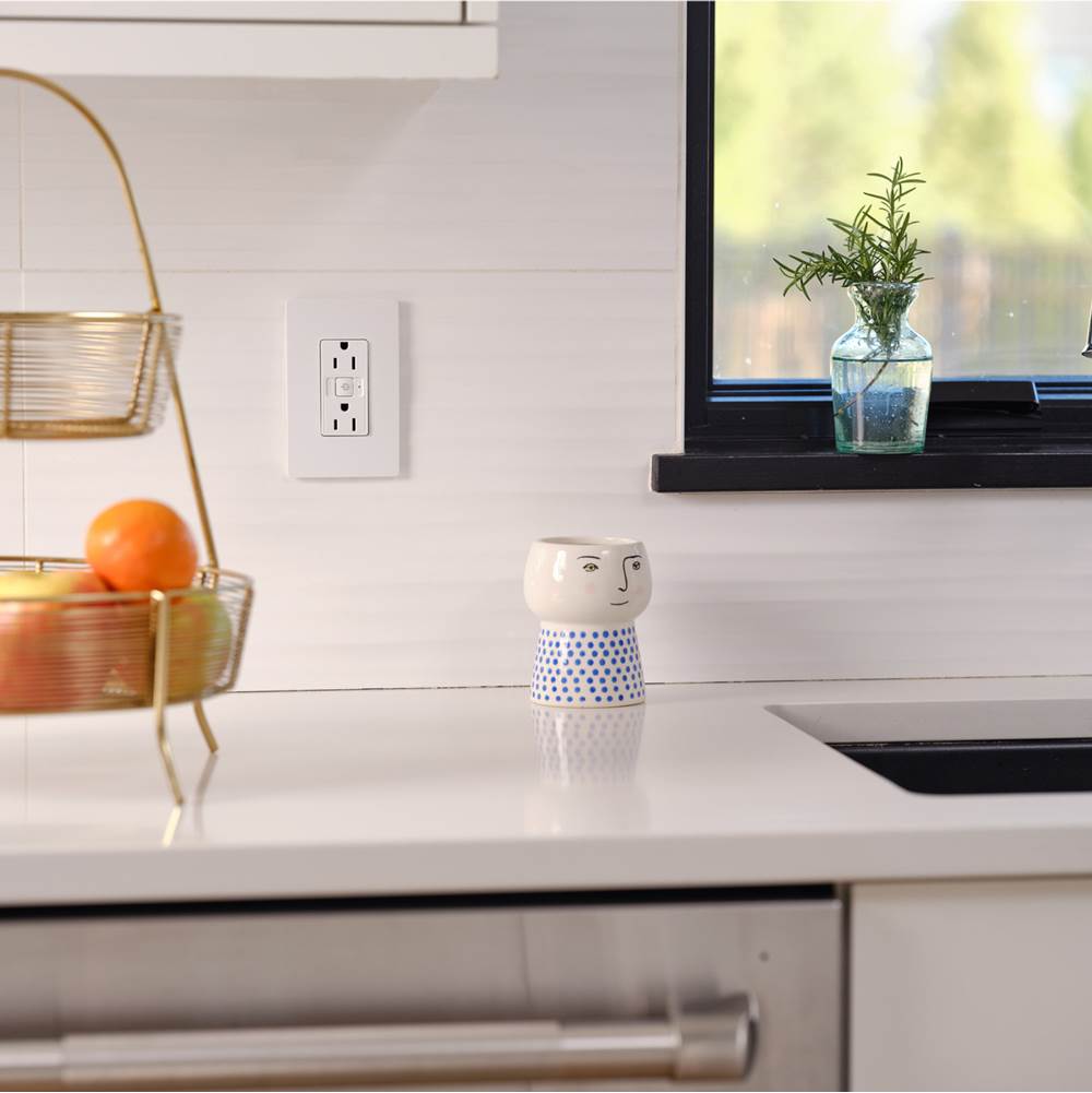 Smart 15A Outlet with Netatmo, Light Almond