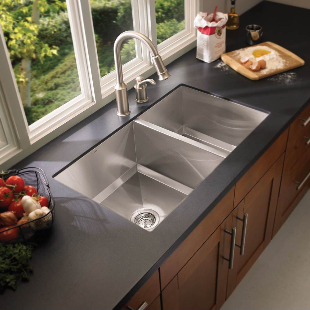 1600 Series 16-Gauge Double Bowl Undermount Sink, Stainless Steel