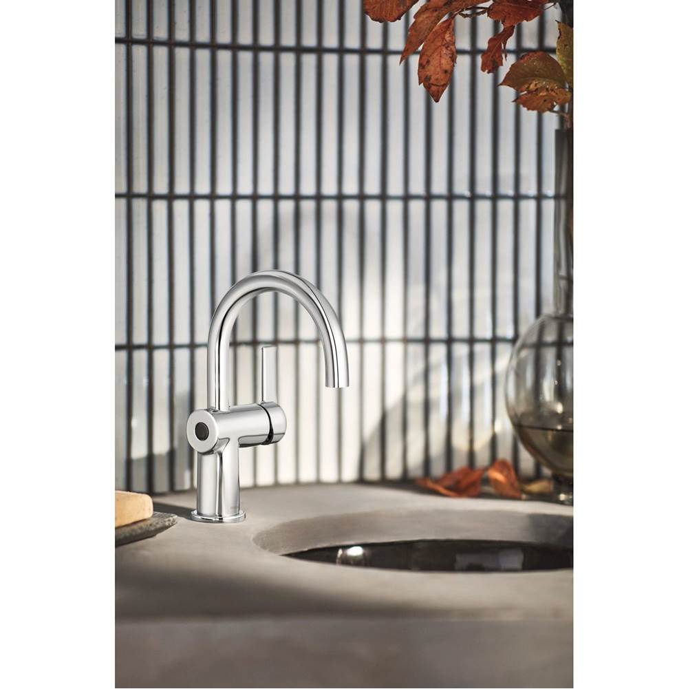 Cia Motionsense Wave Touchless Single Handle Bathroom Sink Faucet in Chrome