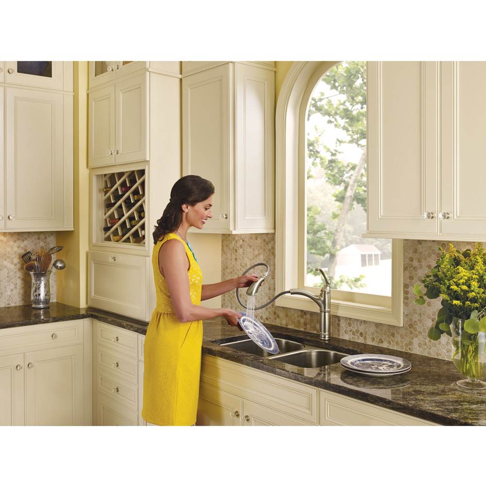 Brantford One-Handle Pullout Kitchen Faucet Featuring Power Clean and Reflex, Spot Resist Stainless