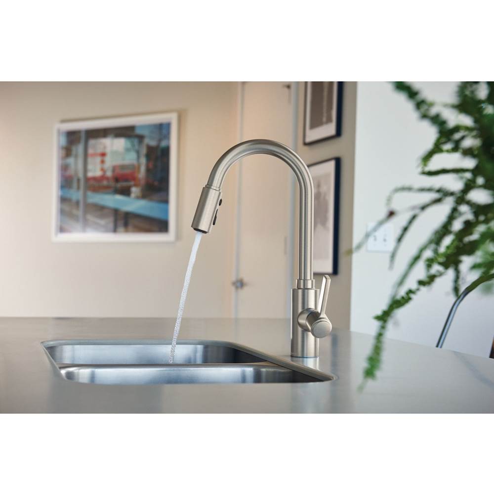 Genta LX Single-Handle Pull-Down Sprayer Modern Kitchen Faucet with Reflex and Power Boost Chrome
