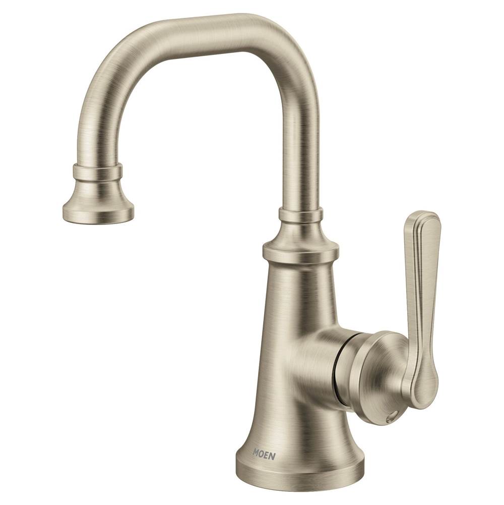 Colinet One-Handle Single Hole Traditional Bathroom Sink Faucet in Chrome